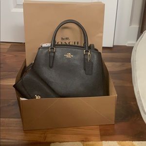 Coach Margaret Carryall purse w/wallet